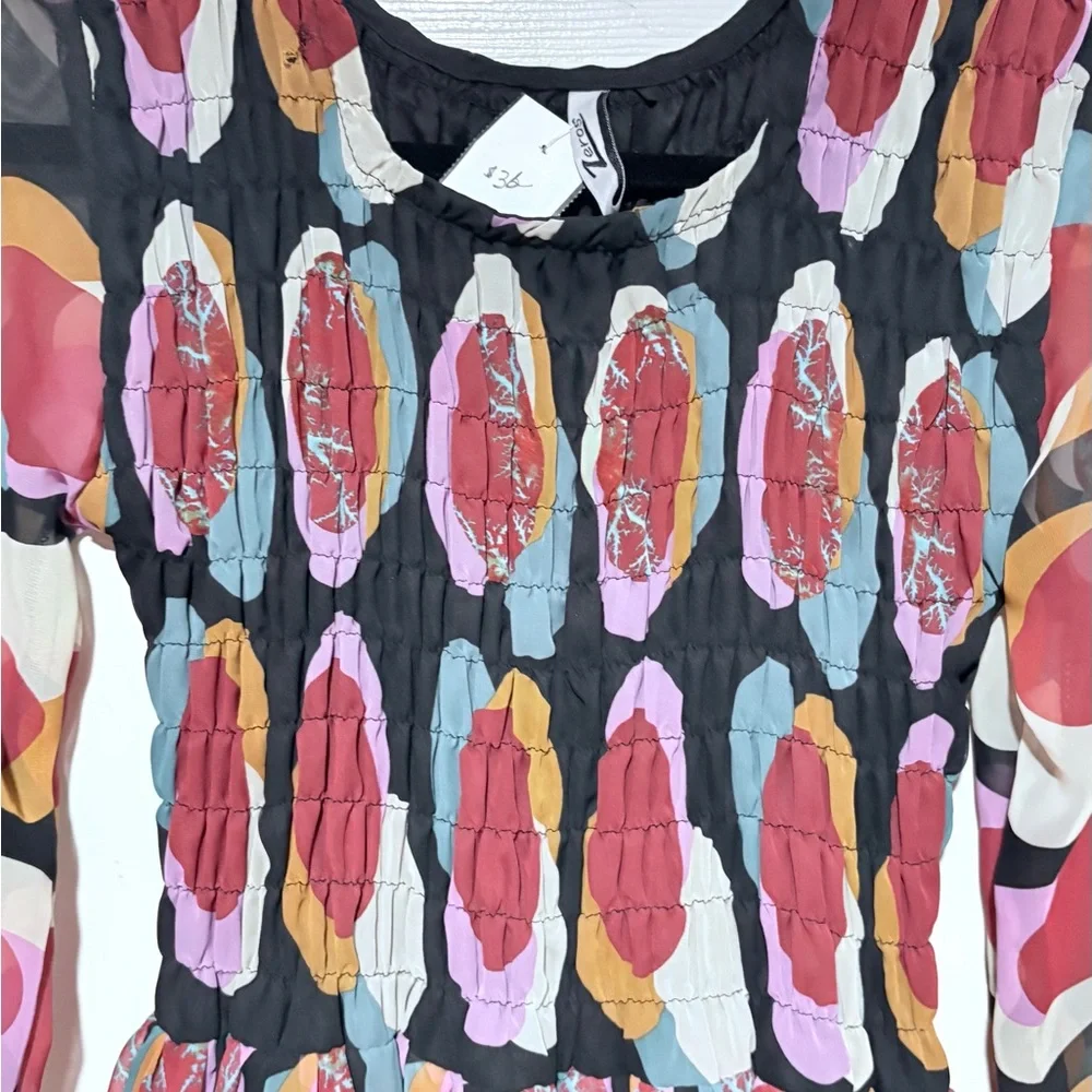 Dress - Picture 4 of 4